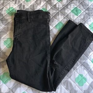 Hollister Jeans/ Highrise/ Crop